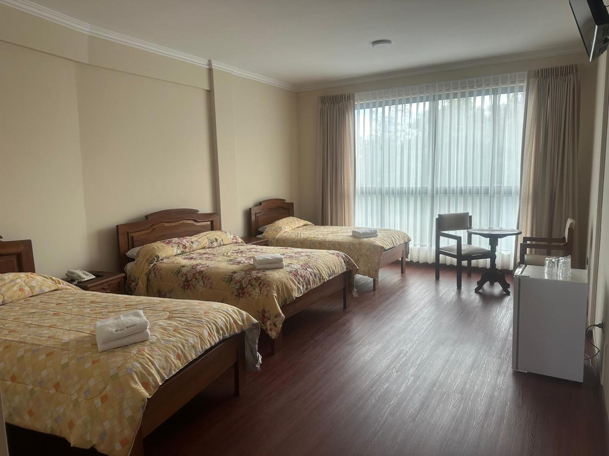 Hotel Oblitas Cochabamba Eksteriør billede